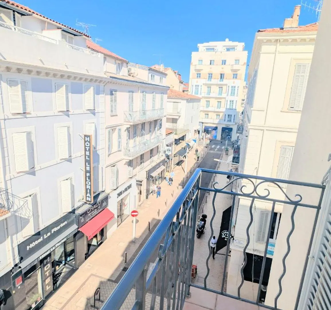 Ref Pinson Apartment Cannes France
