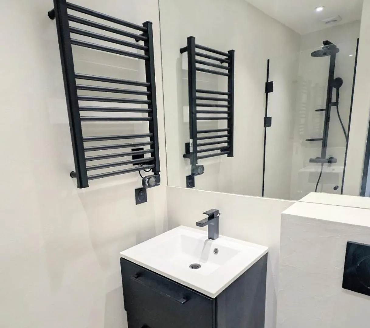 Ref Pinson Apartment Cannes