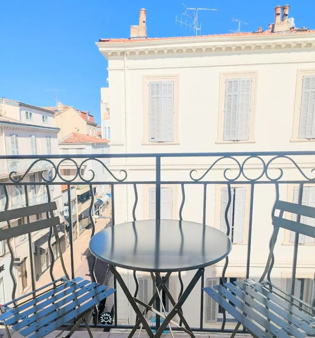 Ref Pinson Apartment Cannes
